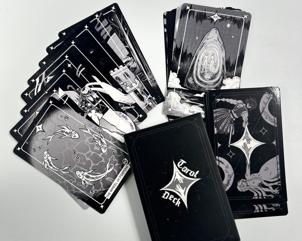 Couvertude de Jeu de tarot Medieval Girlfriends